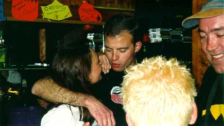 id121-514_07.jpg (15394 Byte)